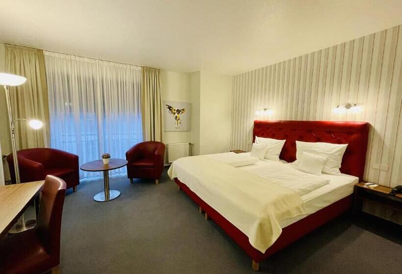 اتاق استاندارد, Schloss Hotel Herborn