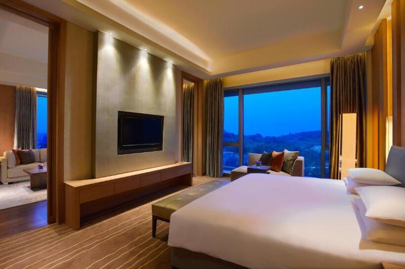 سوییت اجرایی, Hyatt Regency Guiyang