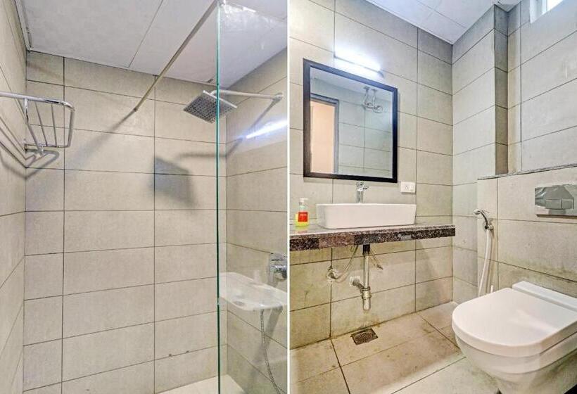Трехместный Номер Классика, Super Townhouse Sector 30 Near Botanic Garden Of Indian Republic