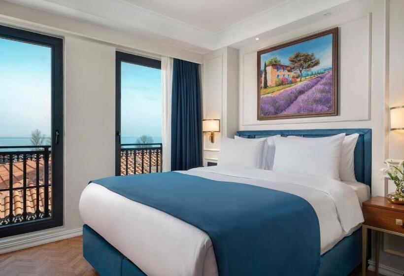 اتاق استاندارد با چشم‌انداز دریا, Royan Hotel Hagia Sophia, A Member Of Radisson Individuals