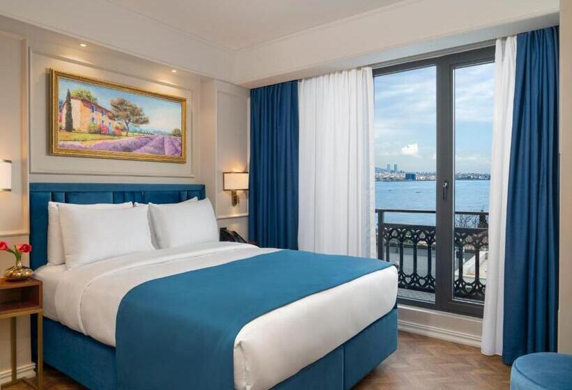 اتاق استاندارد با چشم‌انداز دریا, Royan Hotel Hagia Sophia, A Member Of Radisson Individuals