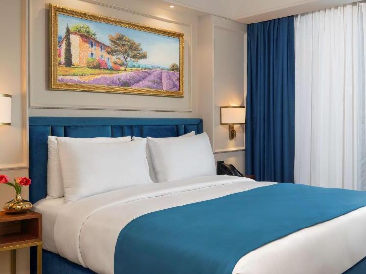 اتاق سوپریور سه تخته, Royan Hotel Hagia Sophia, A Member Of Radisson Individuals