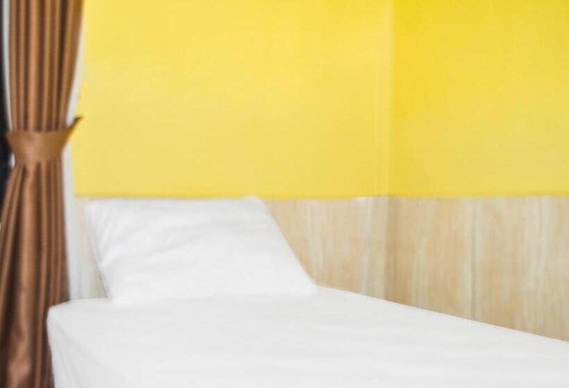 싱글 기본룸, Spot On 91463 Obby Guest House