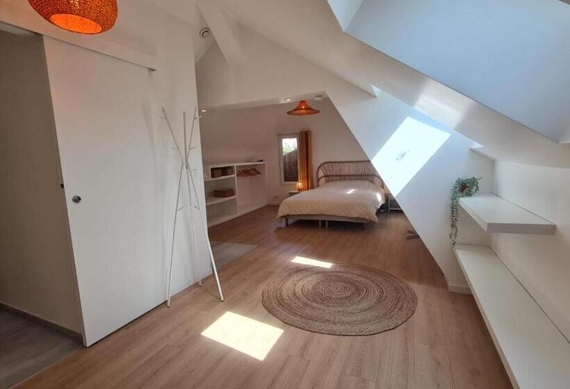 Люкс Повышенной Комфортности, Le Saint Christophe   Mairie D Aubervilliers Ligne 12