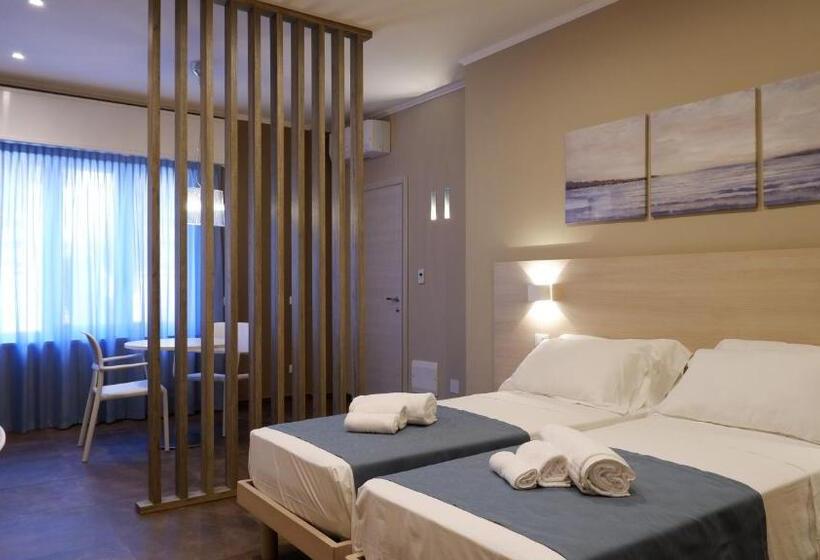 스탠다드 스튜디오, Pianomare Riviera Apartments And Rooms