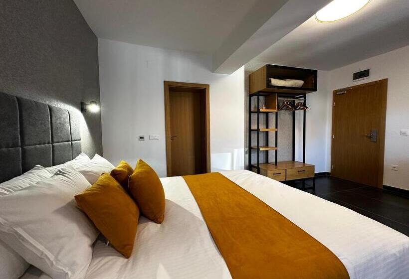 اتاق لوکس با چشم‌انداز دریا, La Vista Luxury Villa