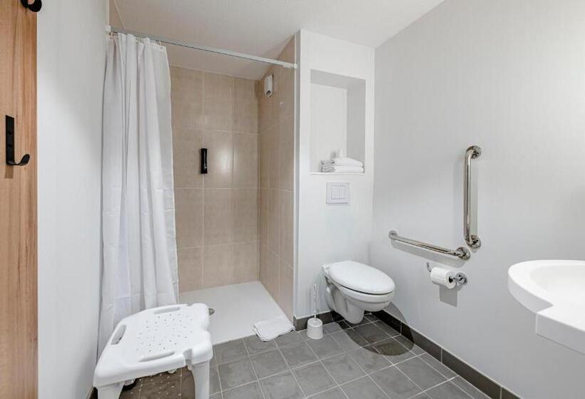 חדר סטנדרט מותאם לאדם עם מוגבלויות, B&b Hotel Paris Ivry Quai De Seine