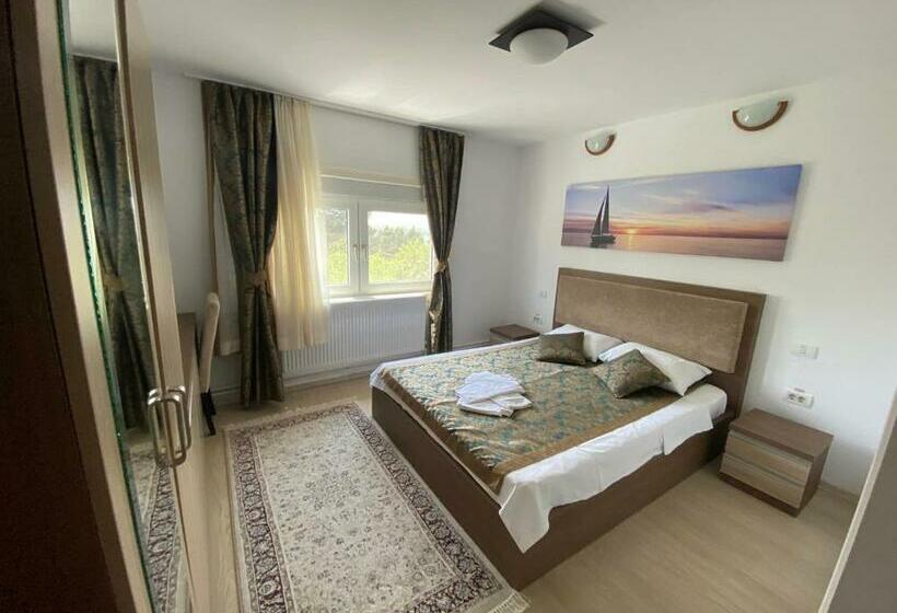 Chambre Standard Lit King Size, Falkor