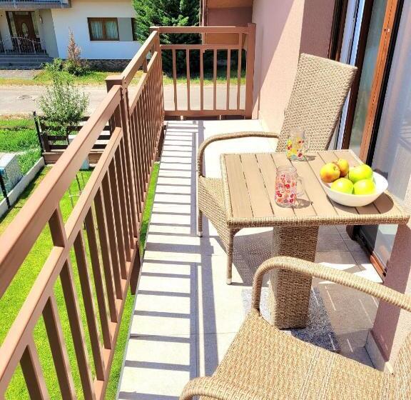 آپارتمان 1 خوابه با تراس, Silver Lodge Vendégház Egerszalók