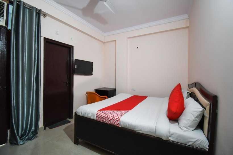 Трехместный Номер Классика, Pop 91393 Krishna Residency Inn