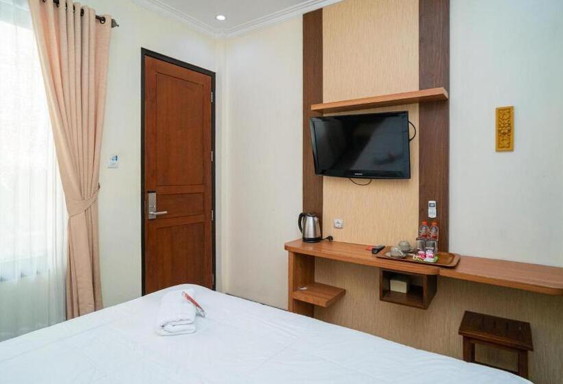 Номер Стандарт, Reddoorz Plus Syariah @ Jalan Dokter Wahidin Bojonegoro