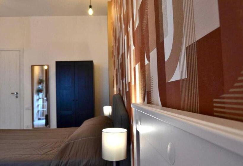 اتاق استاندارد سه نفره, B&b Salerno Relais
