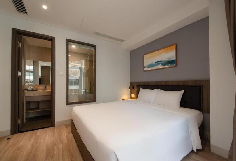 اتاق لوکس با چشم‌انداز شهر, Zenia Boutique Hotel Nha Trang