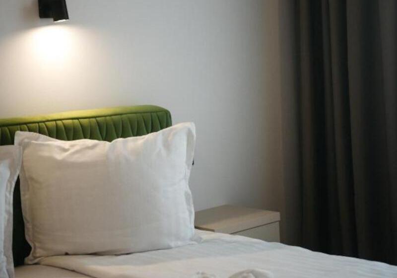 اتاق لوکس, Vila Noblesse