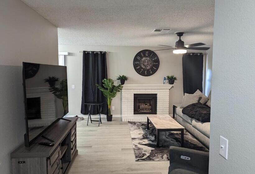 Apartamento 2 Dormitórios, Casa Mesa Villas