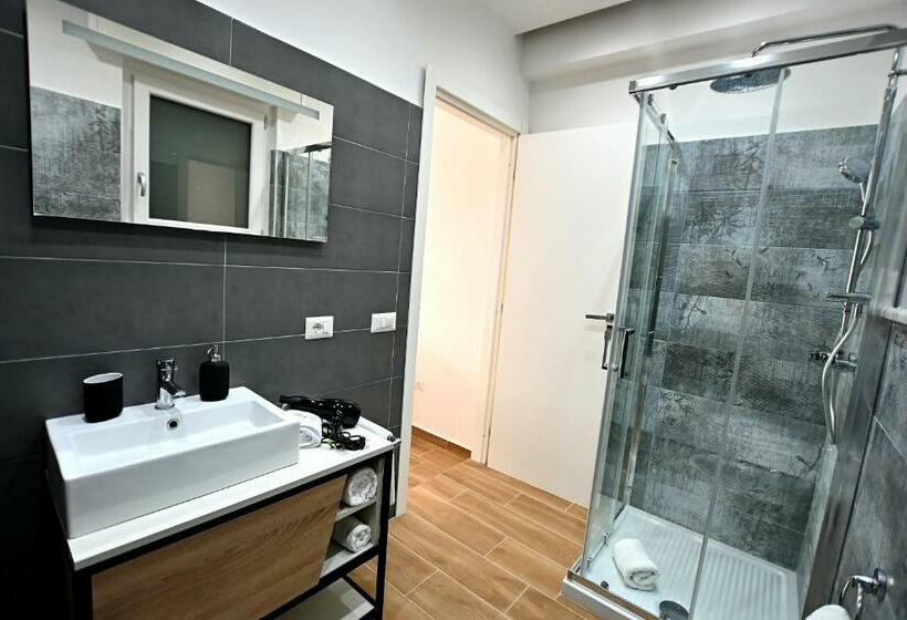 اتاق استاندارد چهار تخته, Kore Suites&apartments