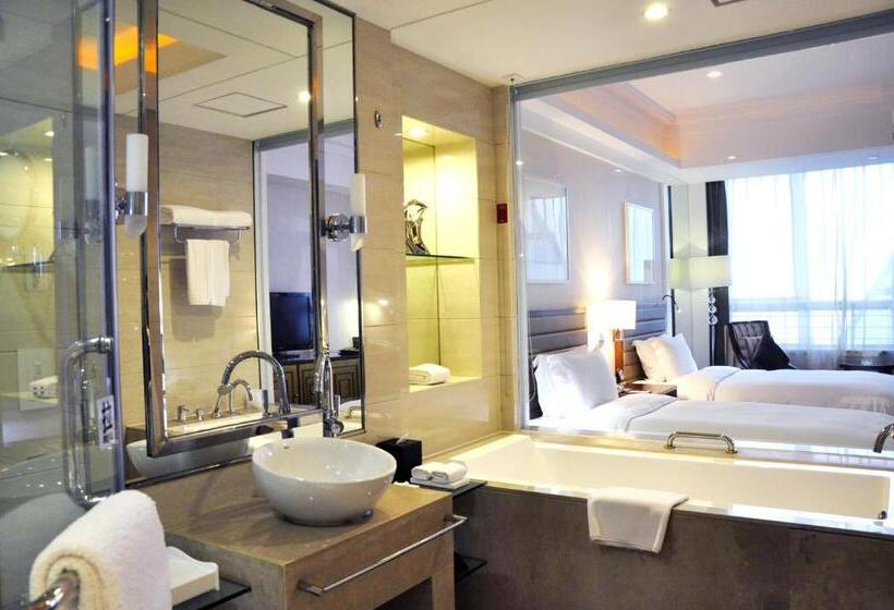 اتاق سوپریور با چشم‌انداز دریا, New Century Hotel Qingdao