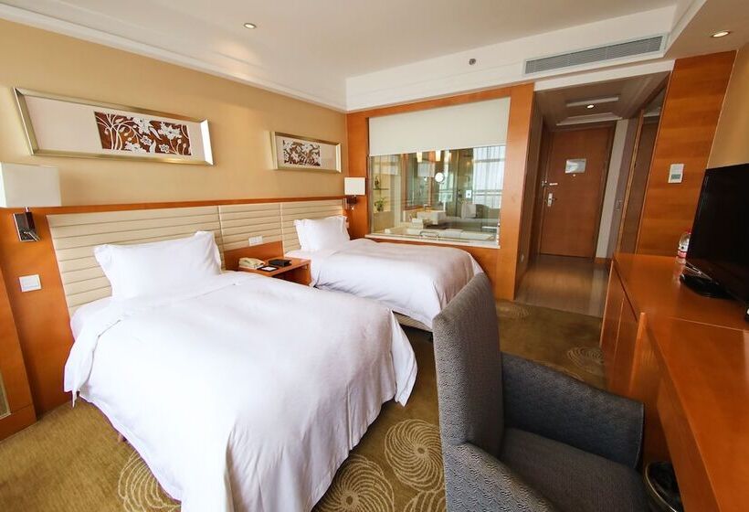 اتاق سوپریور با چشم‌انداز شهر, New Century Hotel Qingdao