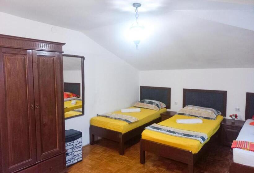 اتاق استاندارد چهار تخته, Boutique Villa 84
