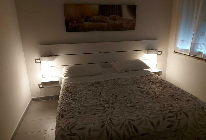 اتاق لوکس, Fare Bnb   Room Del Parco