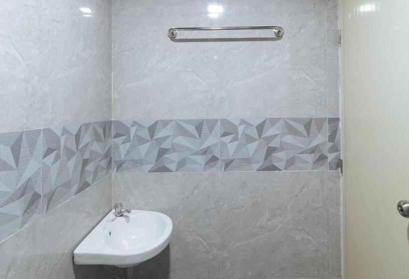 Номер Стандарт, Reddoorz At Walk Inn Apartelle Antipolo