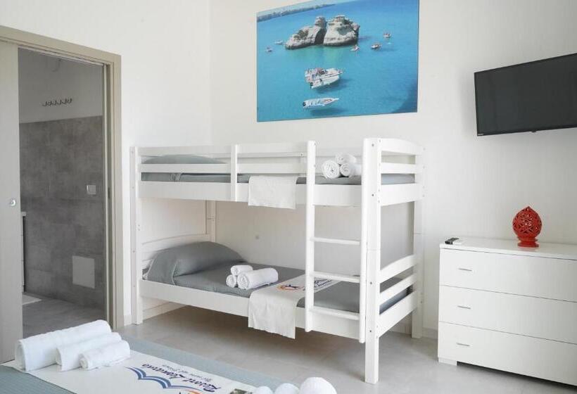 اتاق استاندارد چهار تخته, Resort Leonardo  Room, Pool & Restaurant
