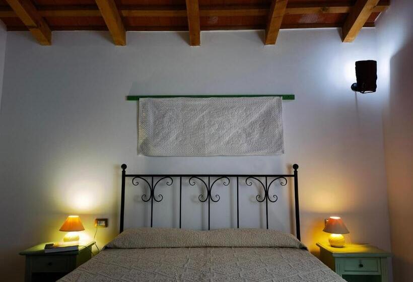 Семейный Номер, La Corte Degli Ulivi   Albergo Rurale