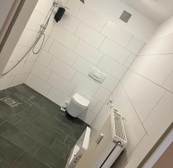 Номер Стандарт, Zimmer In Ramstein