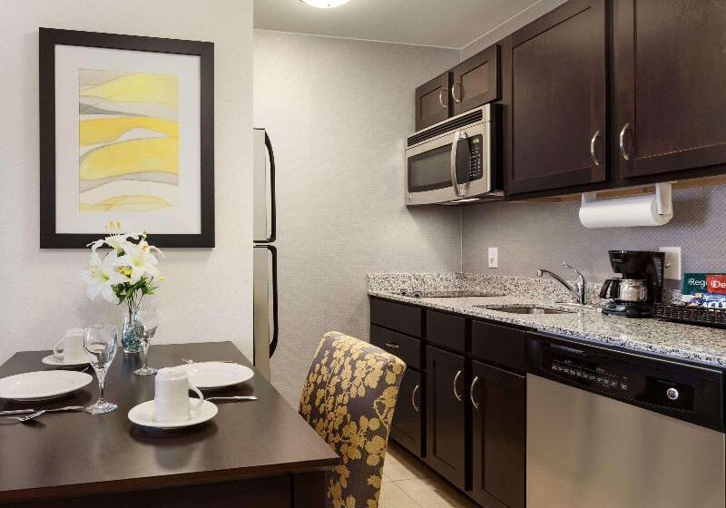 스위트 킹사이즈 침대, Homewood Suites By Hilton Huntsville   Downtown, Al