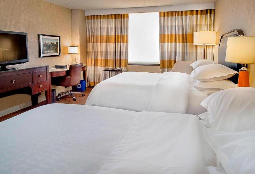 Номер Стандарт, Sheraton Westport Plaza
