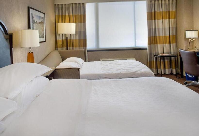 Стандартный Номер Кровать Кинг, Sheraton Westport Plaza
