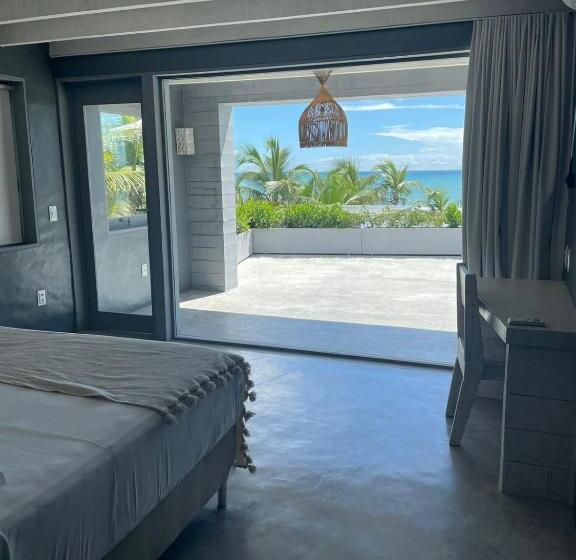 1침실 빌라 바다전망, Club De Mar Condo