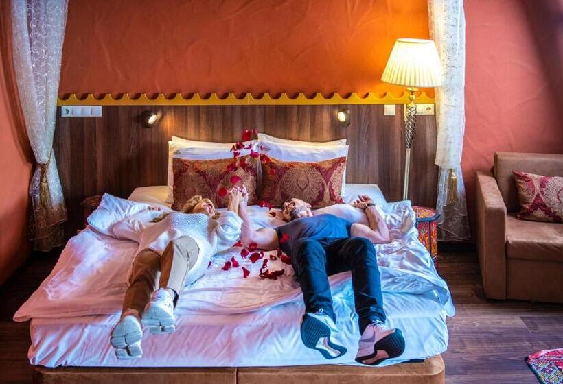Номер Премиум, Mesés Shiraz Hotel Superior Adults Only