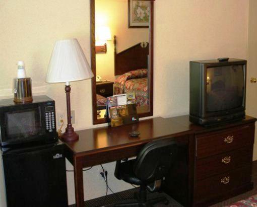 스탠다드 룸 킹사이즈 침대, Scottish Inn Maggie Valley