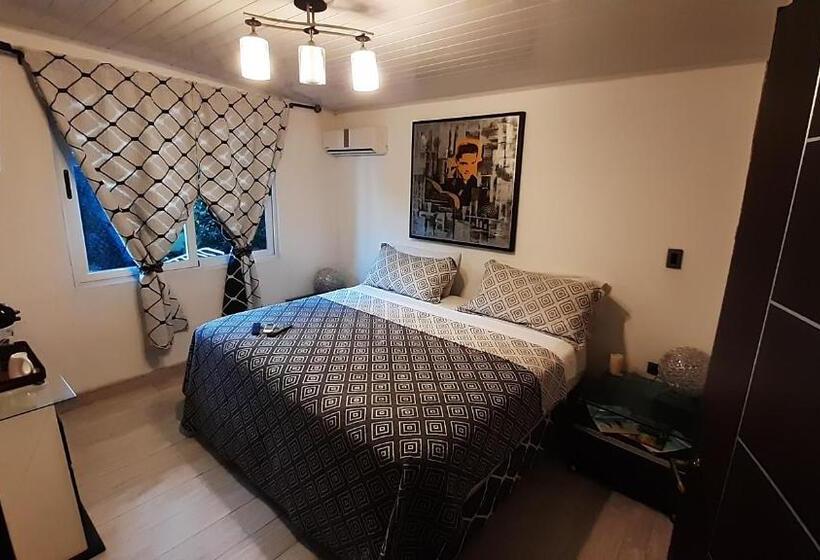Номер Deluxe, Mar Y Oro