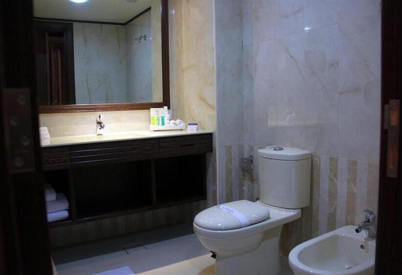 سوییت اجرایی, Golden Lili Resort & Spa