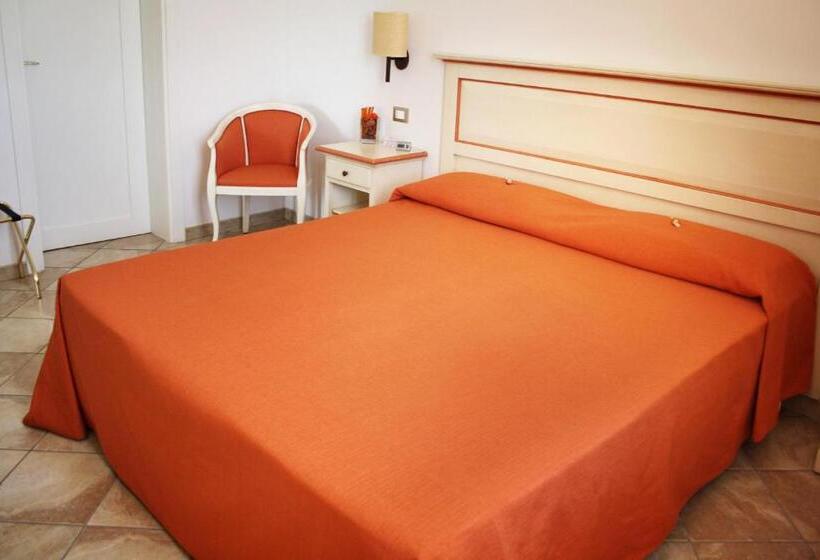 Standard Room, Alla Corte Del Picchio Room & Breakfast