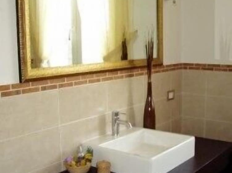 Standard Room, Alla Corte Del Picchio Room & Breakfast