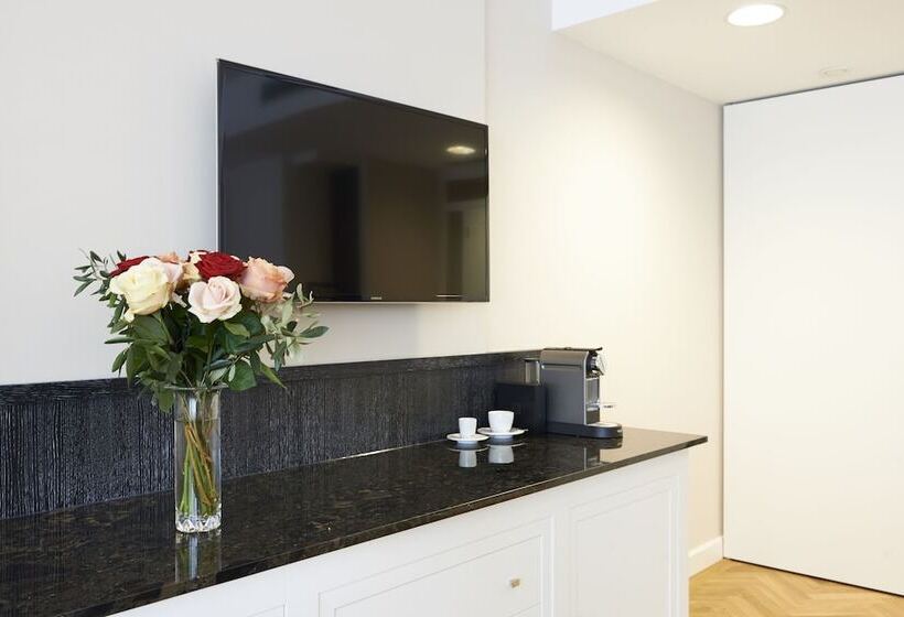 Quarto Deluxe, Singerstrasse 21 25 Aparthotel 350m Next To St Stephen S Square