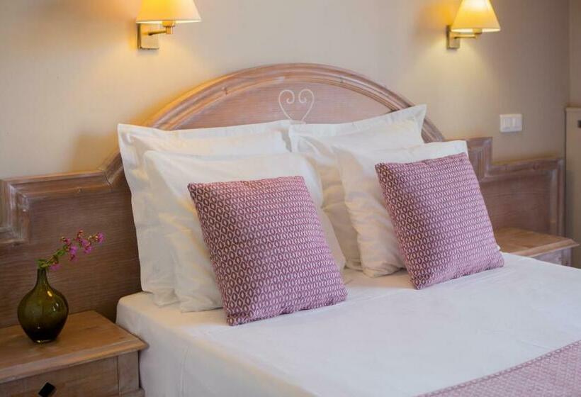 اتاق سوپریور, Vacances Bleues Hôtel Castel Luberon