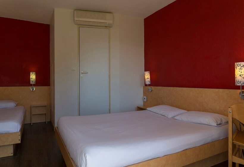 Номер Стандарт, The Originals Access, Hôtel Tulle