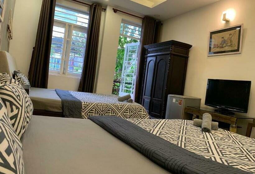 اتاق خانوادگی, Ace Home