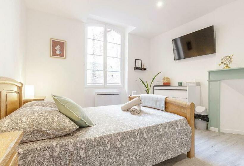 Номер Superior, Chambre Griffoul   Hypercentre   Gaillac