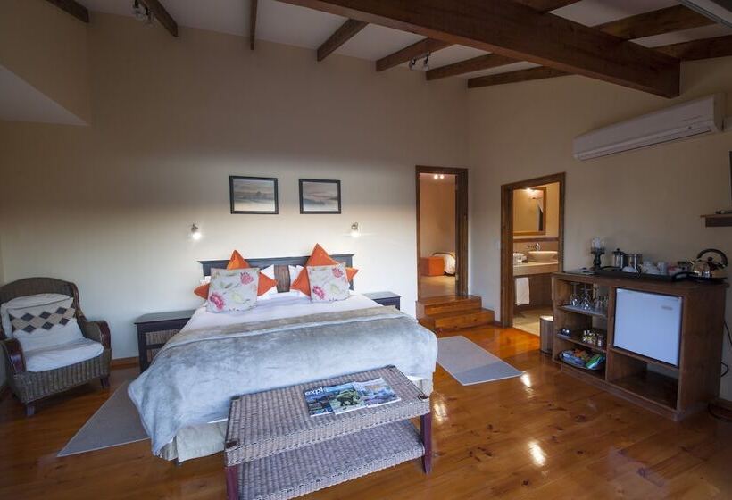 Suíte Familiar, Elephant Hide Of Knysna Guest Lodge