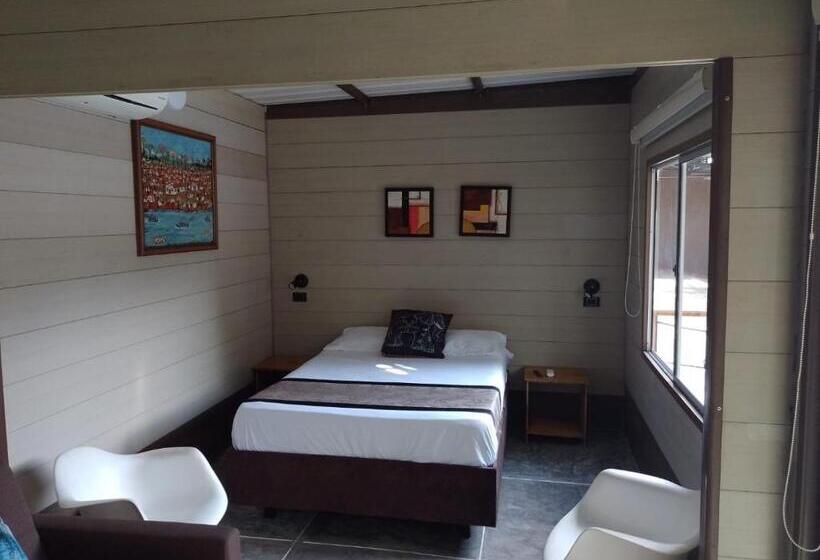 بانگلوی لوکس, Boutique Casa De Piedra