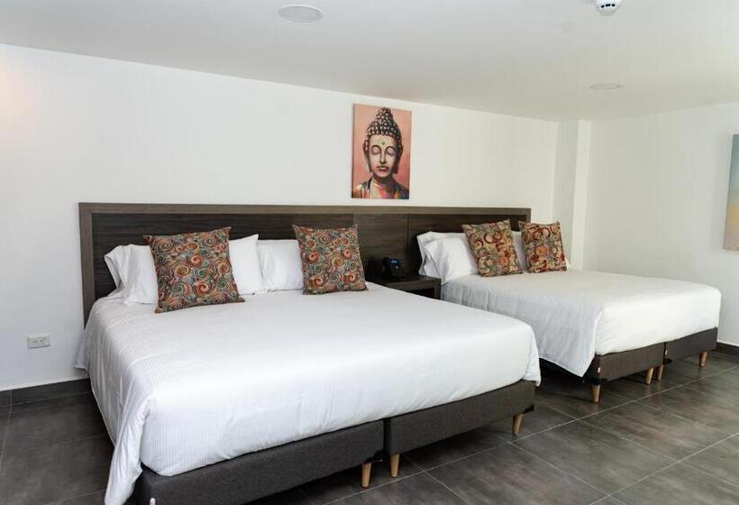 Habitación Estándar 2 Camas Matrimonio, Qatar Cali