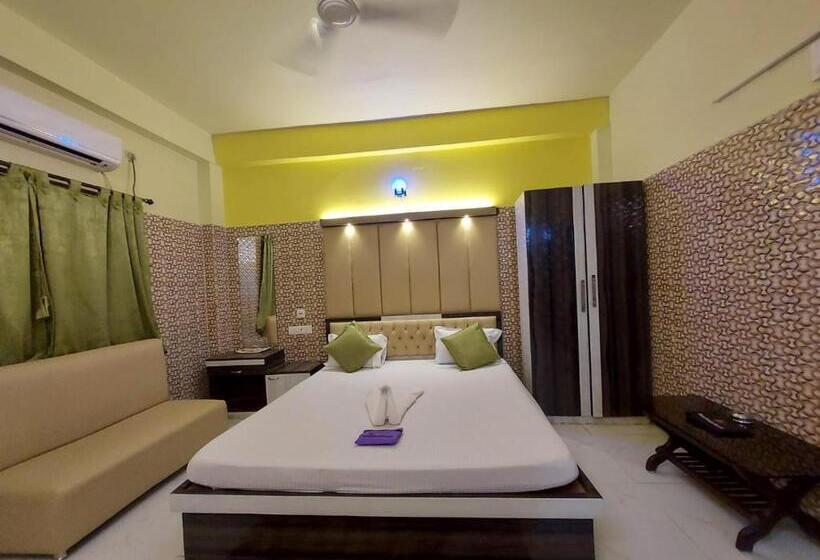 带海景的豪华间, Hindusthan Inn   On Beach