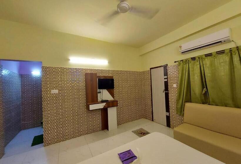 バルコニー付きデラックスルーム, Hindusthan Inn   On Beach