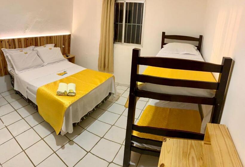 اتاق پریمیوم چهارنفره, Pousada Beira Mar