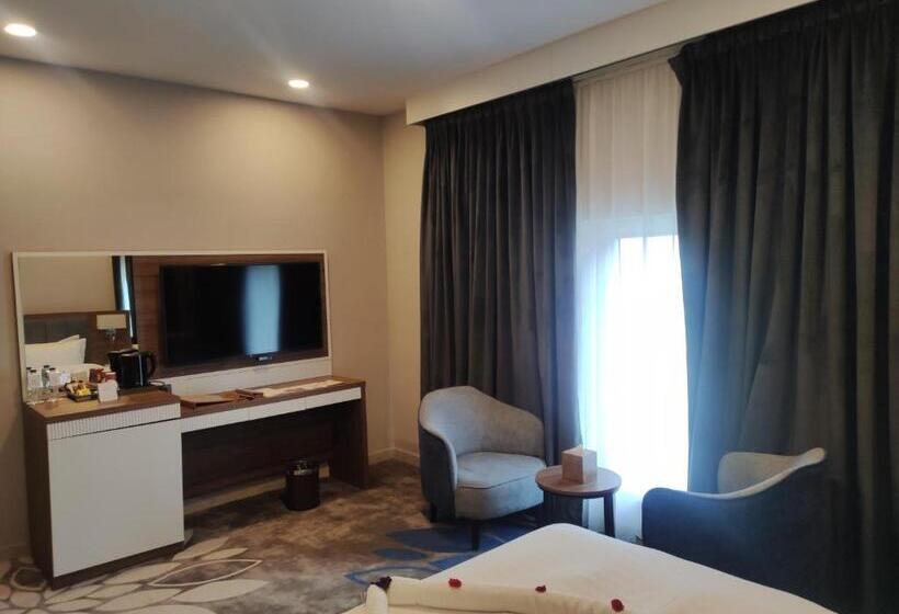 스탠다드 룸 킹사이즈 침대, Warwick Al Jubail